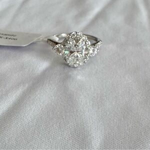 Mossanite 925 sterling silver ring size 6